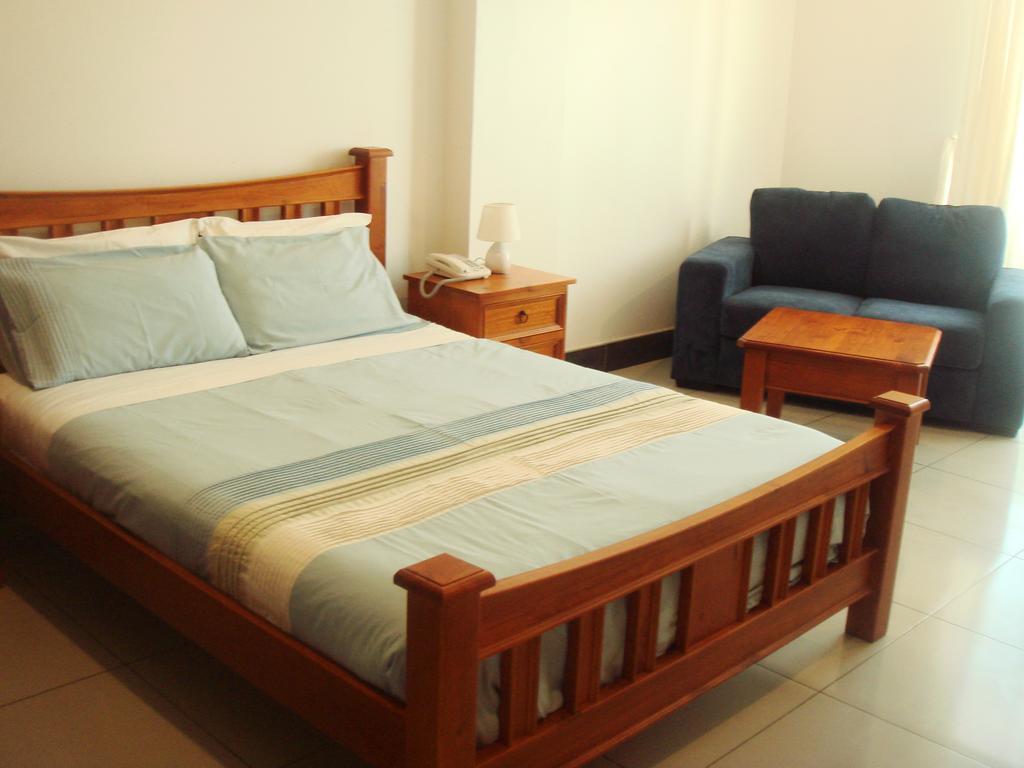 Tungi Colonnade Hotel Nukualofa Habitación foto